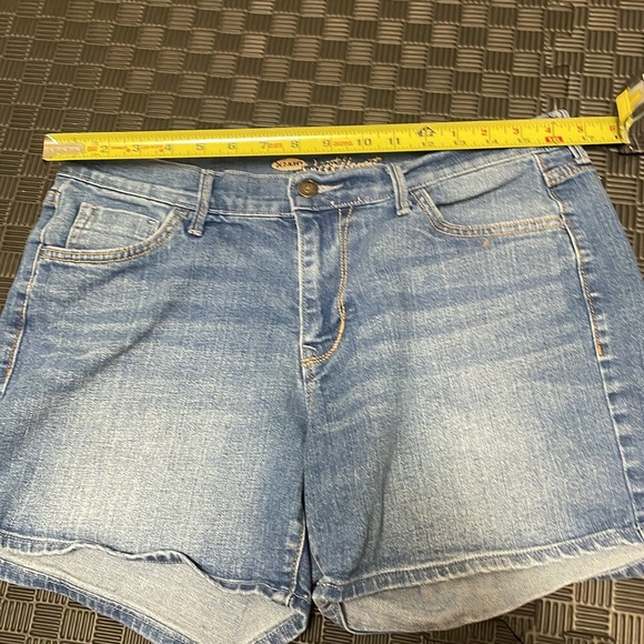 Old Navy Sweetheart blue jean shorts size 10 - Picture 5 of 6